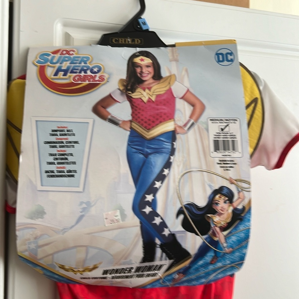 New with Tags Child Wonder Woman Costume Size Medium